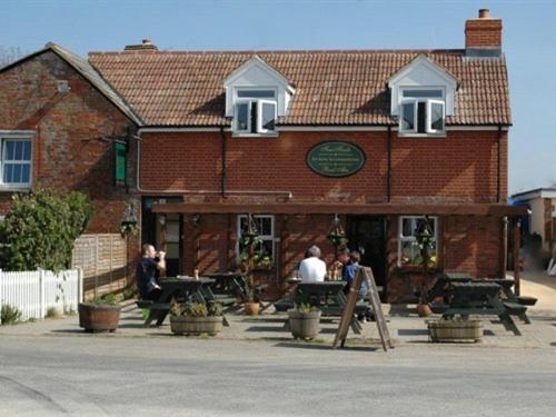 The Foxham Hotel Chippenham  Bagian luar foto